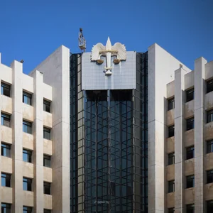 Shrka Al-Adl Al-Mtkamla